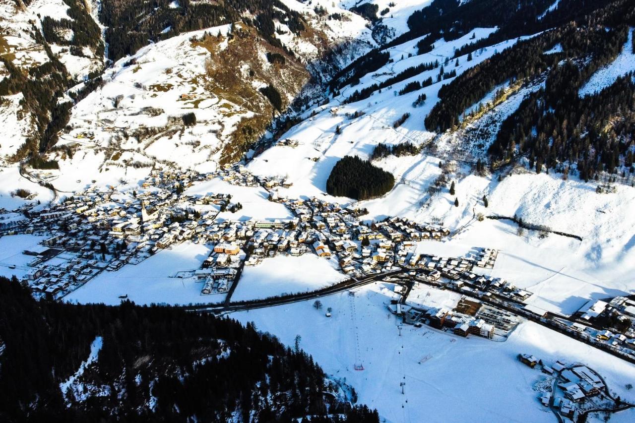 Modern Mountain Apart Directly By Skiing Area Rauris Exterior foto