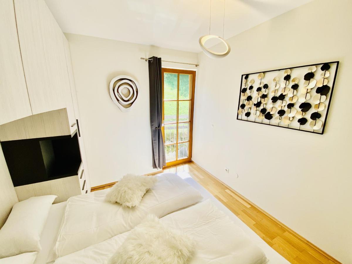 Modern Mountain Apart Directly By Skiing Area Rauris Exterior foto
