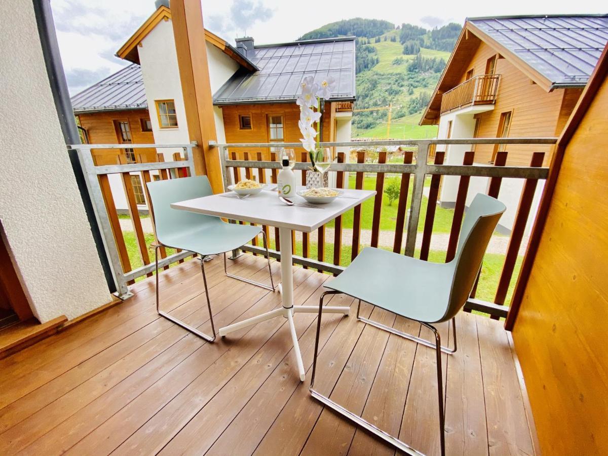 Modern Mountain Apart Directly By Skiing Area Rauris Exterior foto